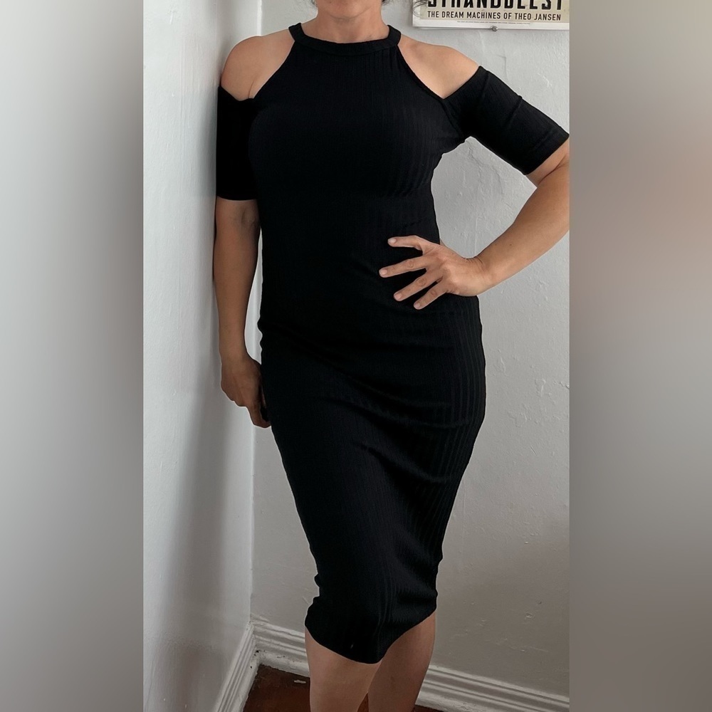 NWOT Silence + Noise Cold Shoulder Mini Dress